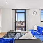 Stylish 2-Bed - Rooftop Views - Central Birmingham