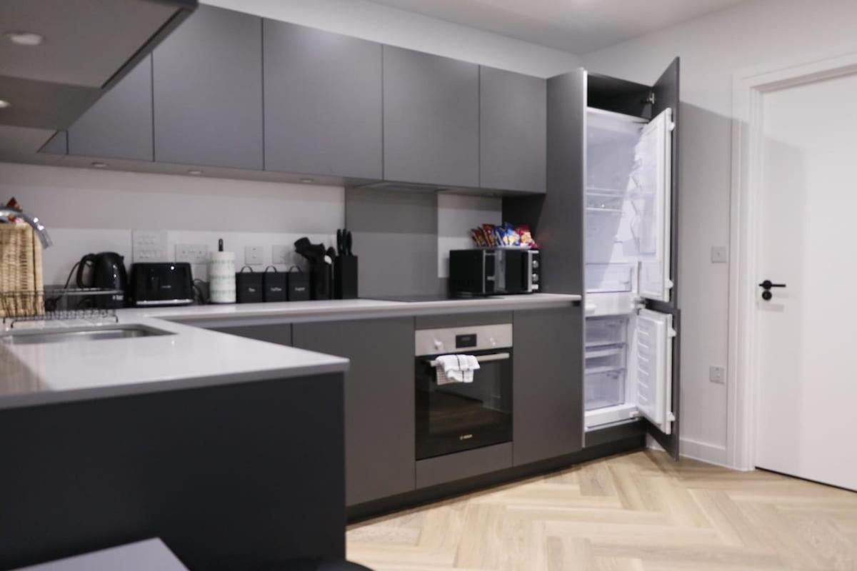 Stylish 2-bed - Rooftop Views - Birmingham