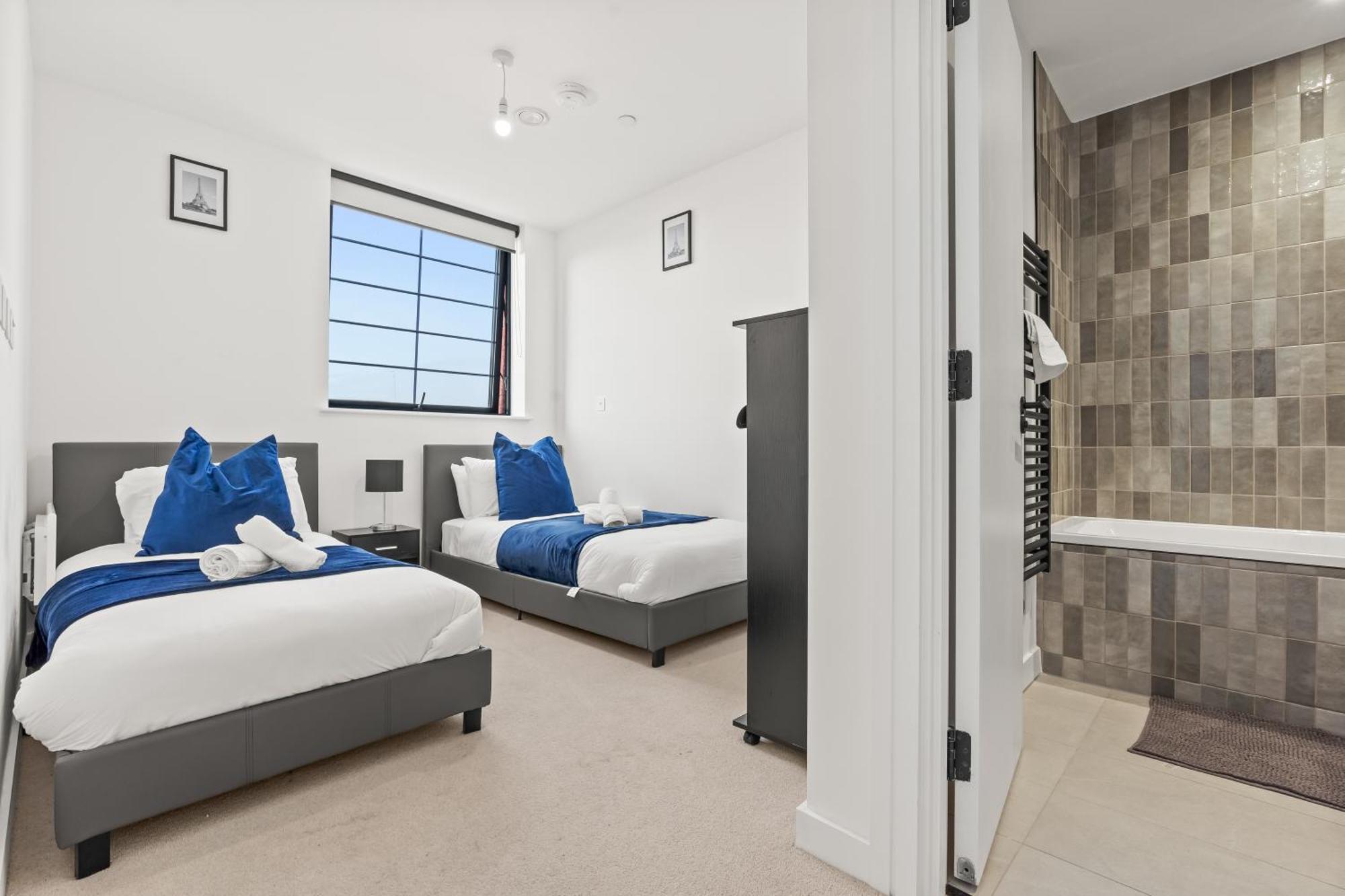 Stylish 2-bed - Rooftop Views - Apartment Birmingham